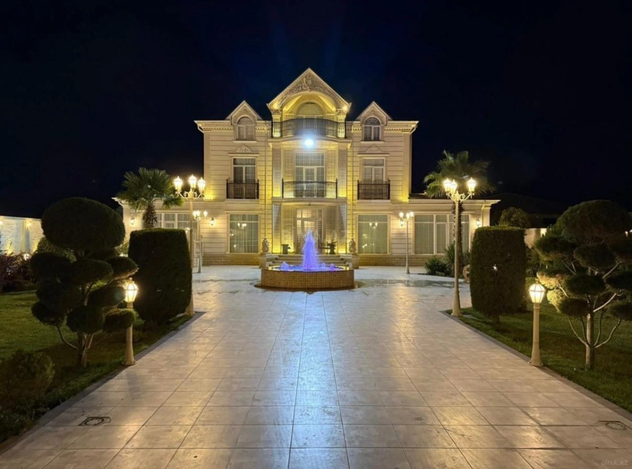 Kirayə verilir 6 otaqlı həyət evi 500 m²