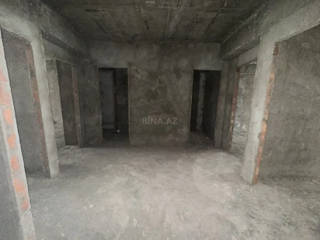 Satılır 3 otaqlı mənzil 110 m²