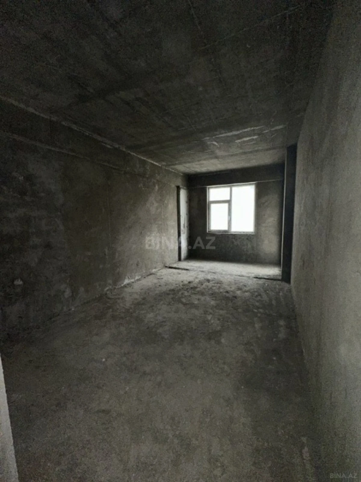 Satılır 3 otaqlı mənzil 110 m²