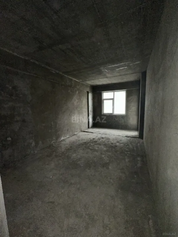 Satılır 3 otaqlı mənzil 110 m²