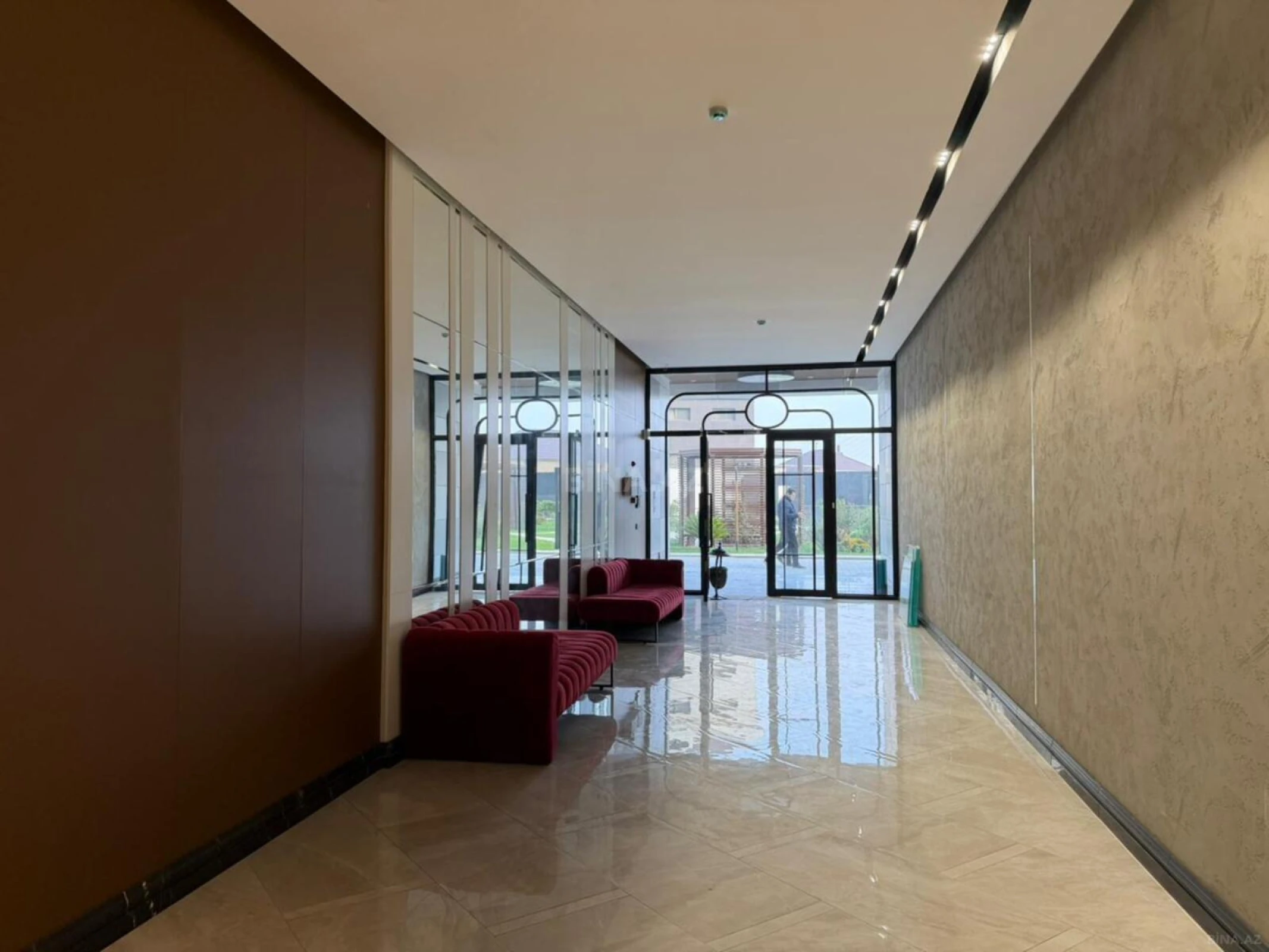 Satılır 2 otaqlı mənzil 60 m²