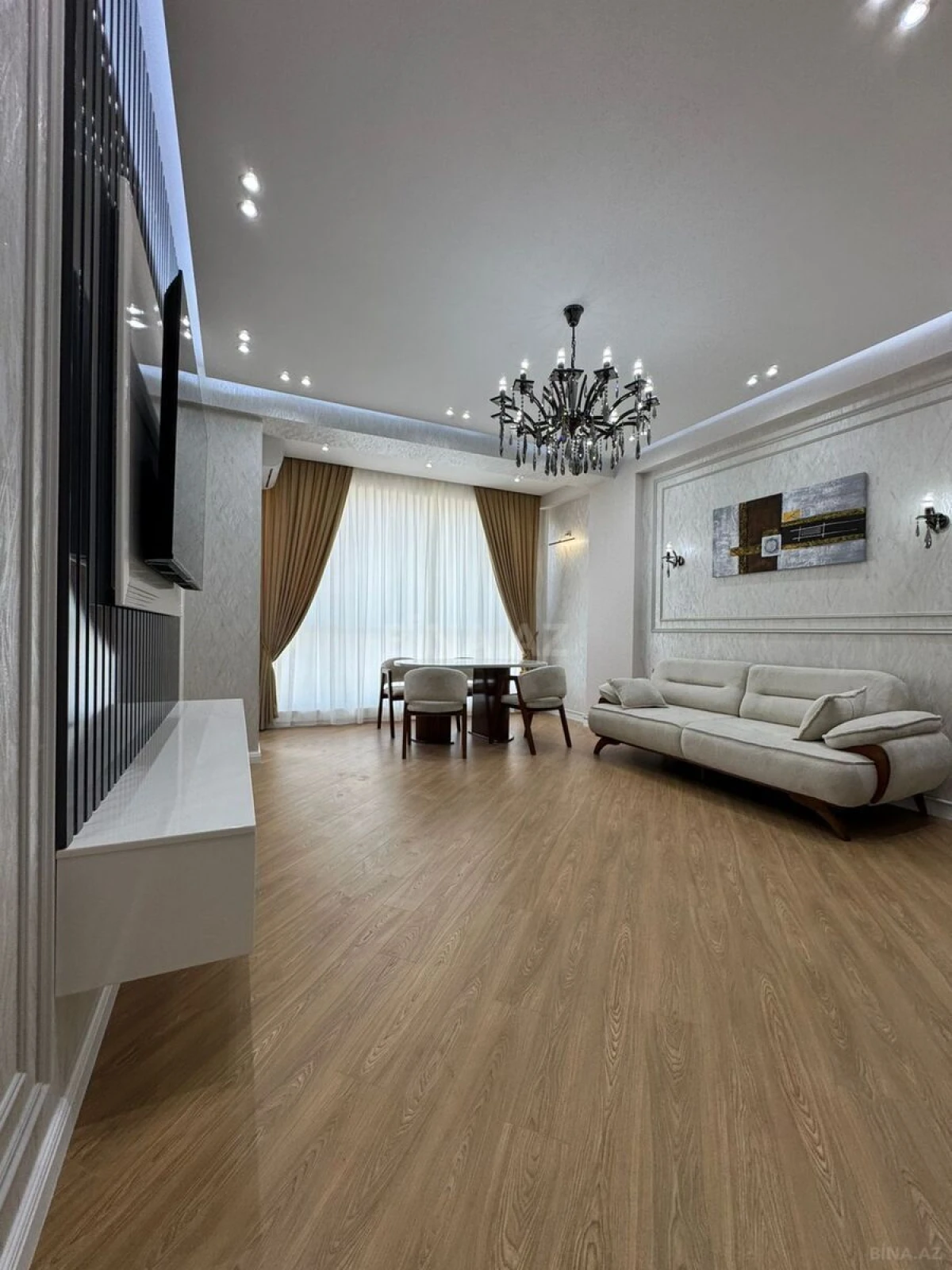 Satılır 2 otaqlı mənzil 60 m²