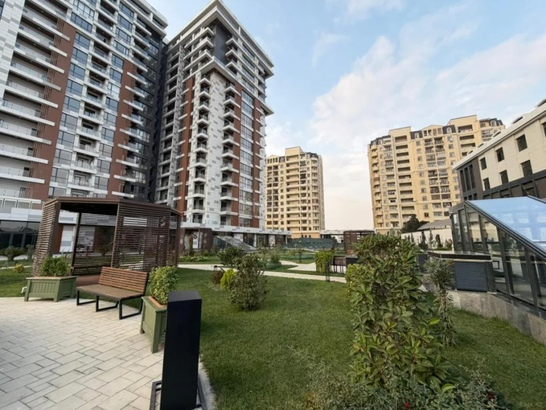 Satılır 2 otaqlı mənzil 60 m²