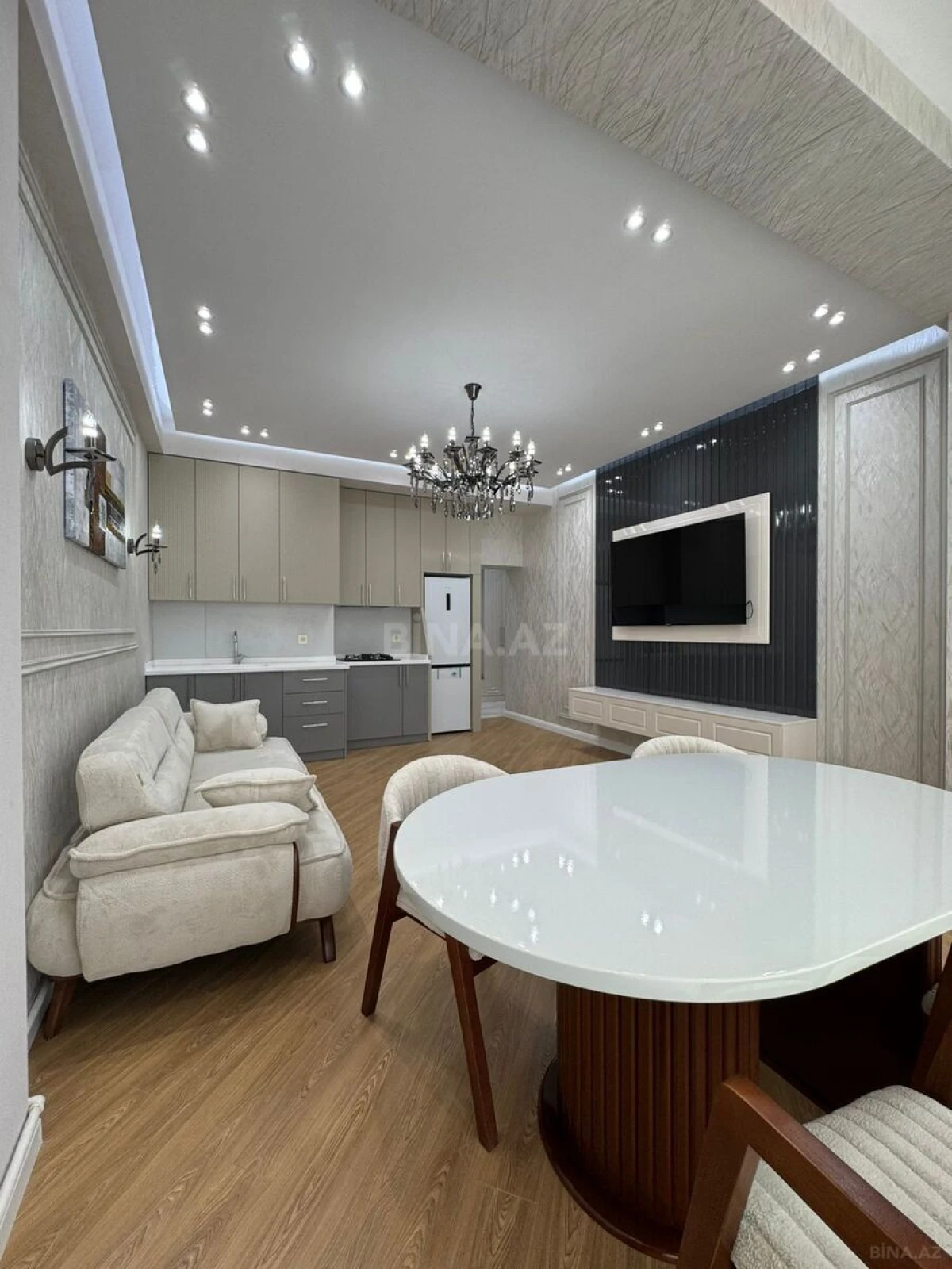 Satılır 2 otaqlı mənzil 60 m²