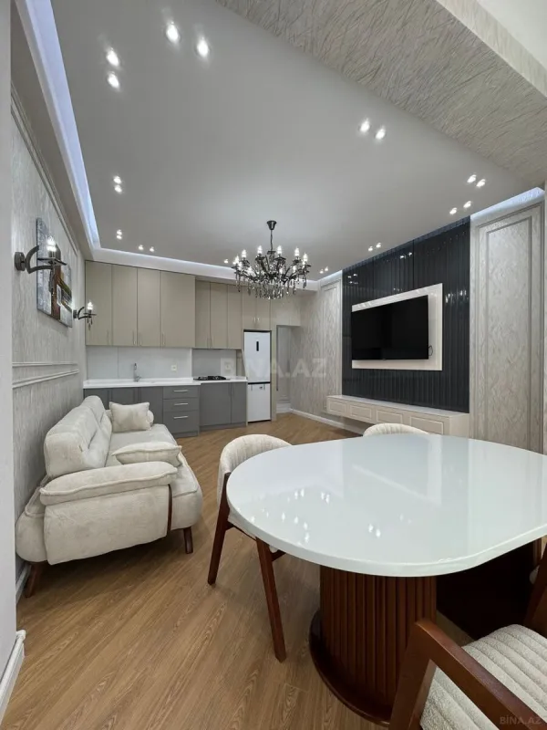 Satılır 2 otaqlı mənzil 60 m²