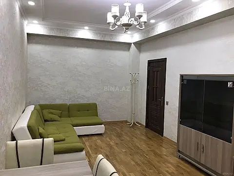 Kirayə verilir 2 otaqlı mənzil 70 m²