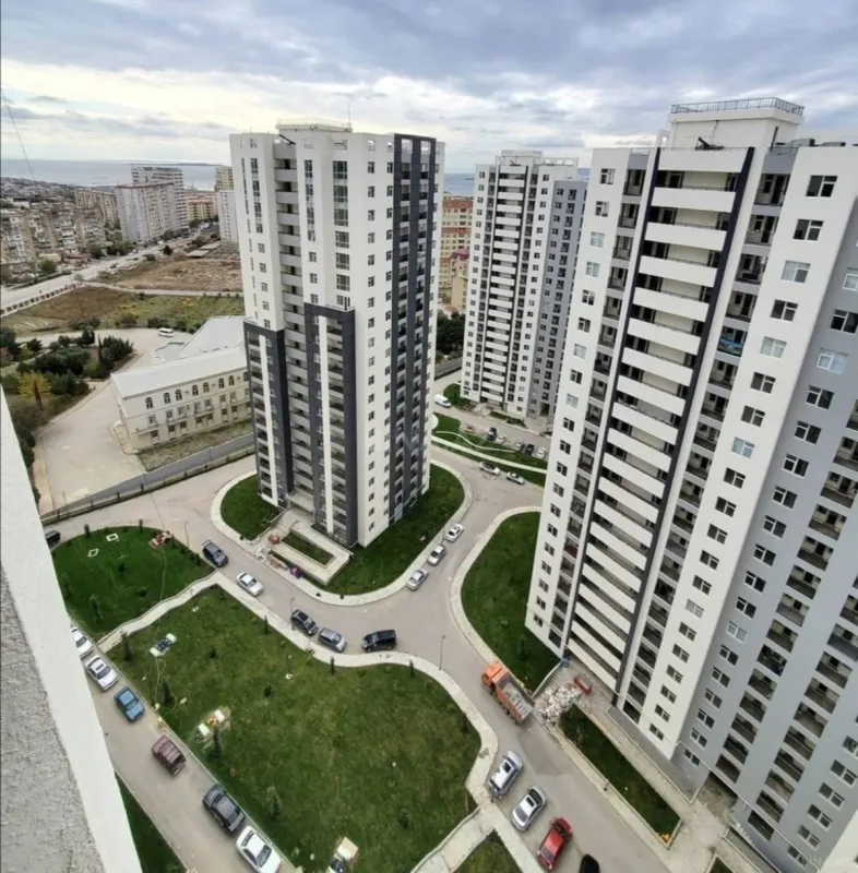 Kirayə verilir 3 otaqlı mənzil 82 m²
