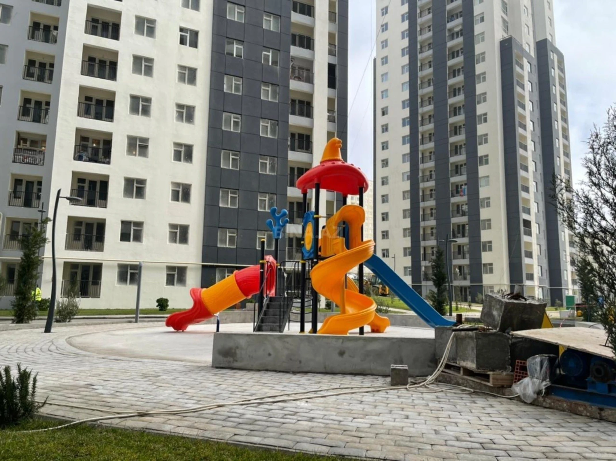 Kirayə verilir 3 otaqlı mənzil 82 m²