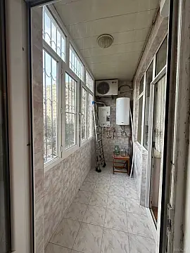 Satılır 3 otaqlı mənzil 130 m²