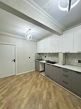 Satılır 2 otaqlı mənzil 65 m² — Bakı, Həzi Aslanov qəs. 2 otaq 65.00 m²