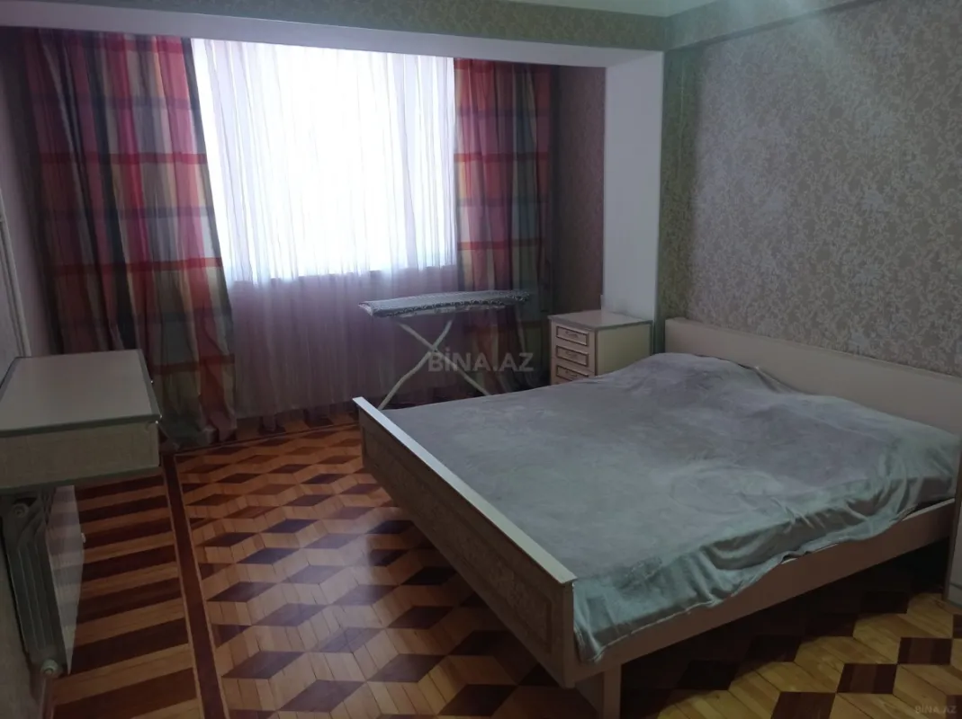 Kirayə verilir 2 otaqlı mənzil 80 m²