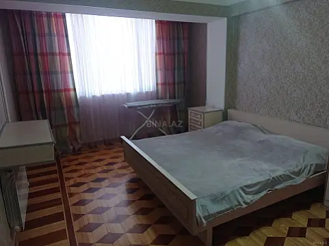 Kirayə verilir 2 otaqlı mənzil 80 m²