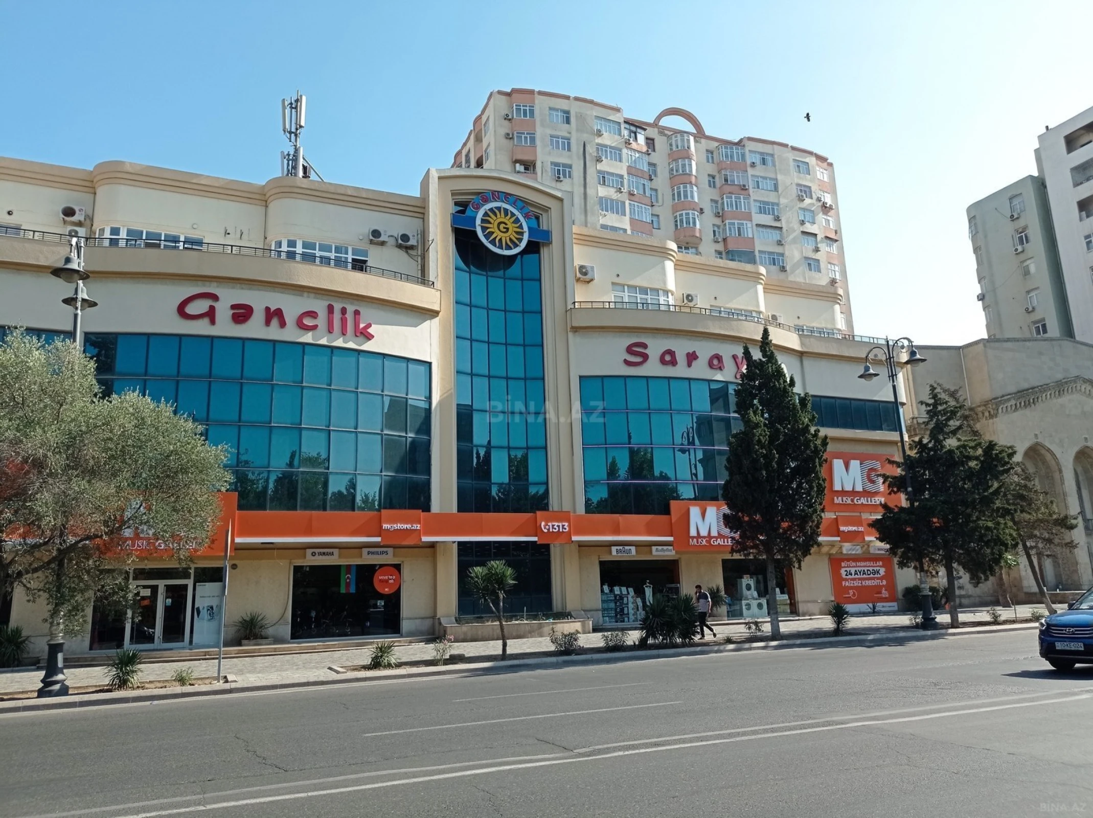Kirayə verilir 2 otaqlı mənzil 80 m²