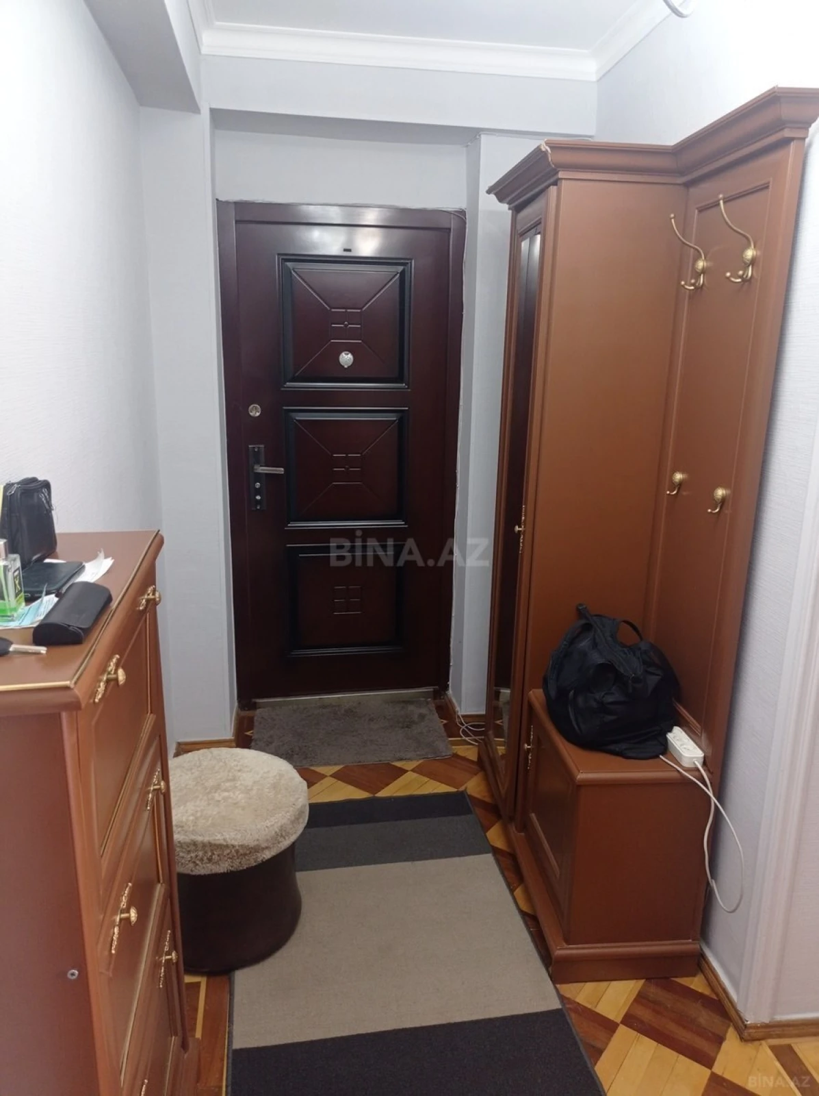 Kirayə verilir 2 otaqlı mənzil 80 m²