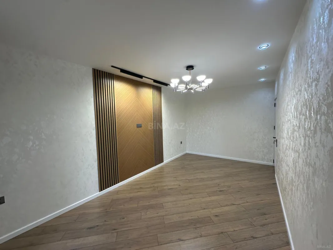 Satılır 2 otaqlı mənzil 65 m²