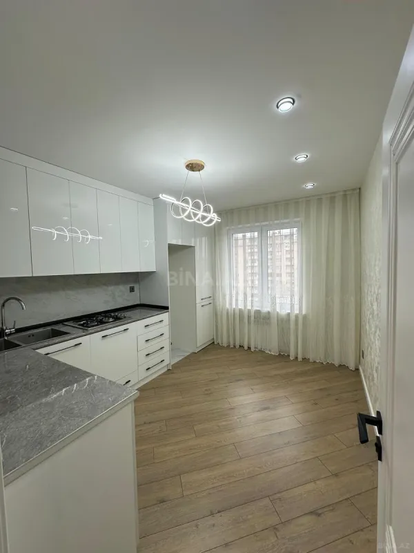 Satılır 2 otaqlı mənzil 65 m²