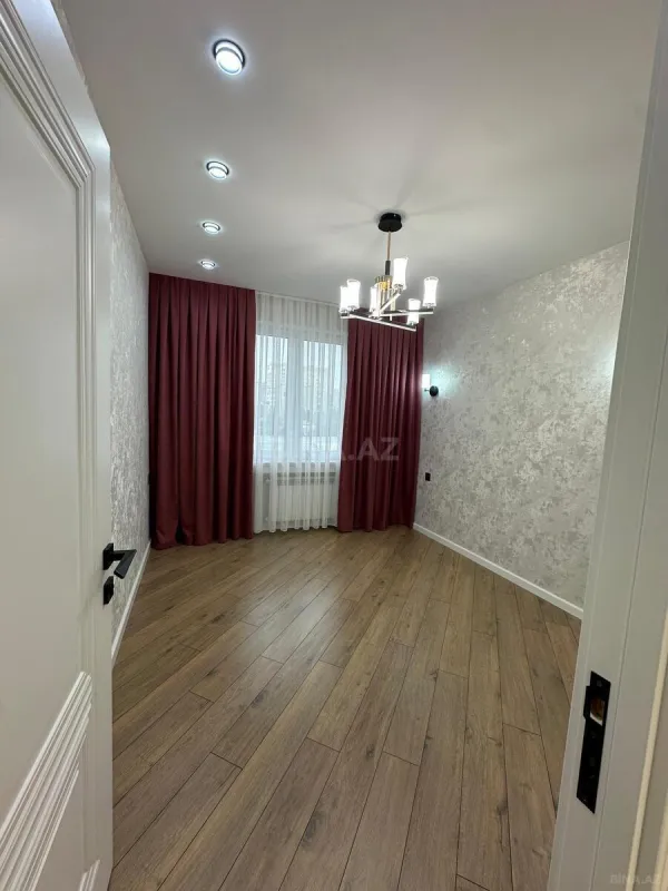 Satılır 2 otaqlı mənzil 65 m²