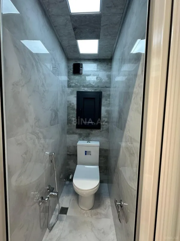 Satılır 2 otaqlı mənzil 65 m²