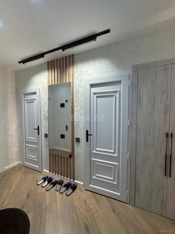 Satılır 2 otaqlı mənzil 65 m²