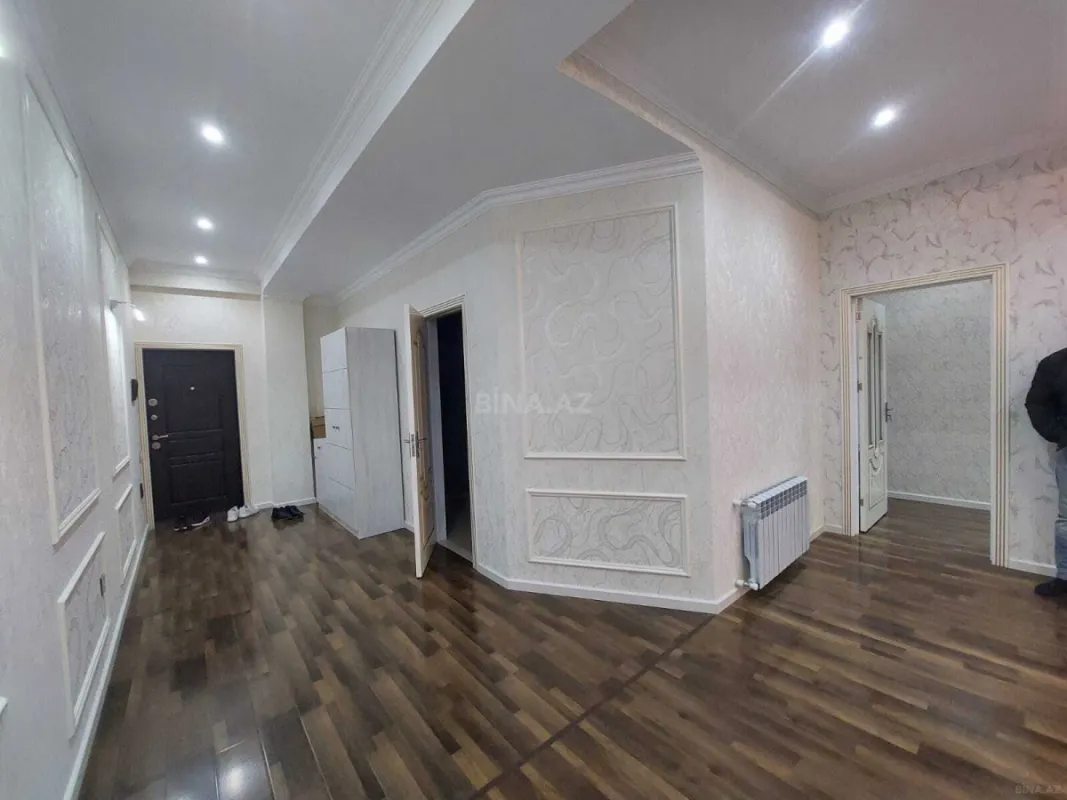 Kirayə verilir 2 otaqlı mənzil 100 m²