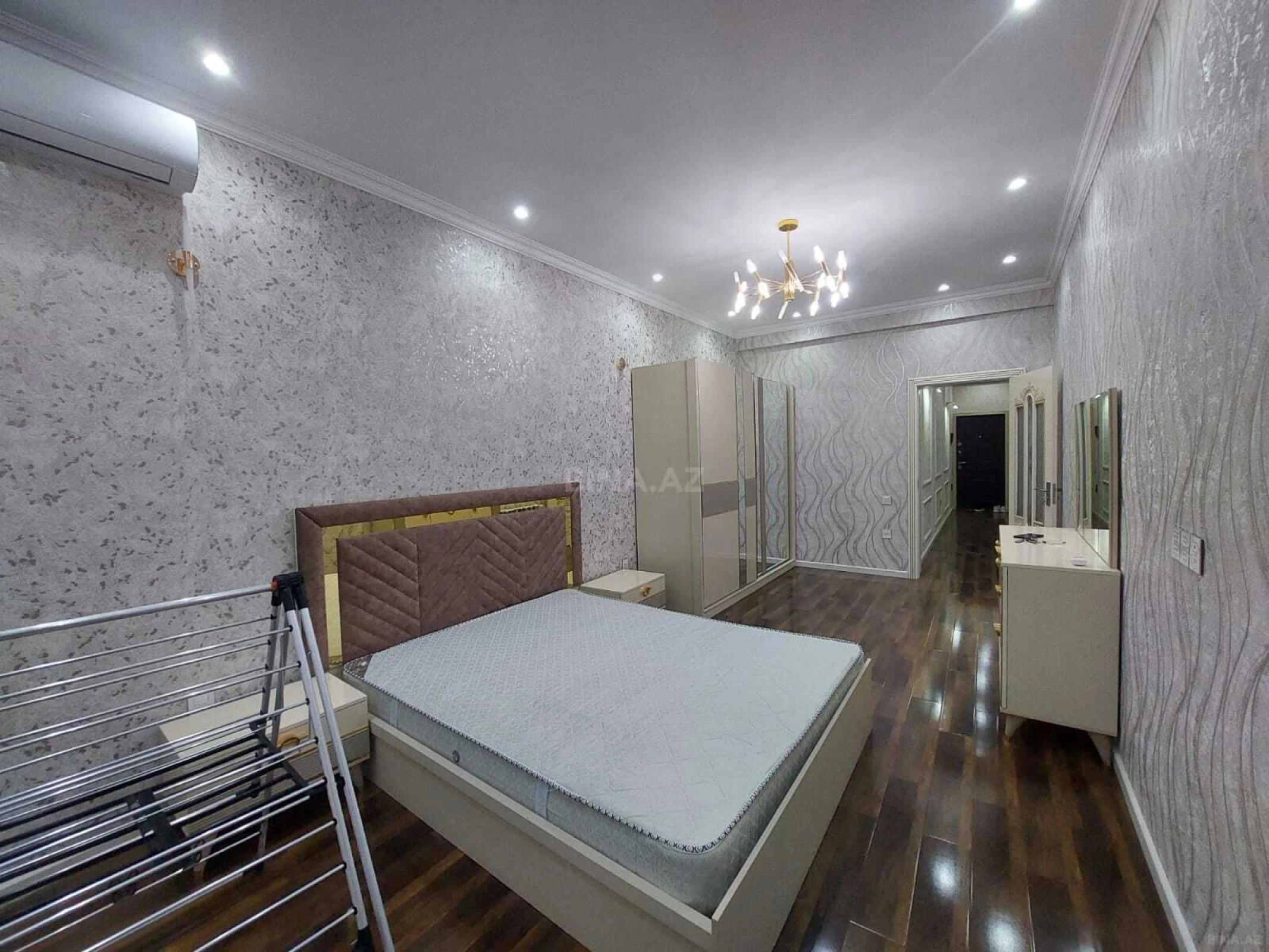 Kirayə verilir 2 otaqlı mənzil 100 m²