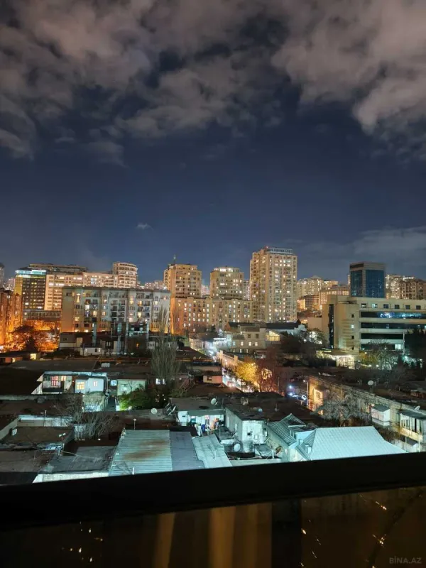 Satılır 3 otaqlı mənzil 98 m²