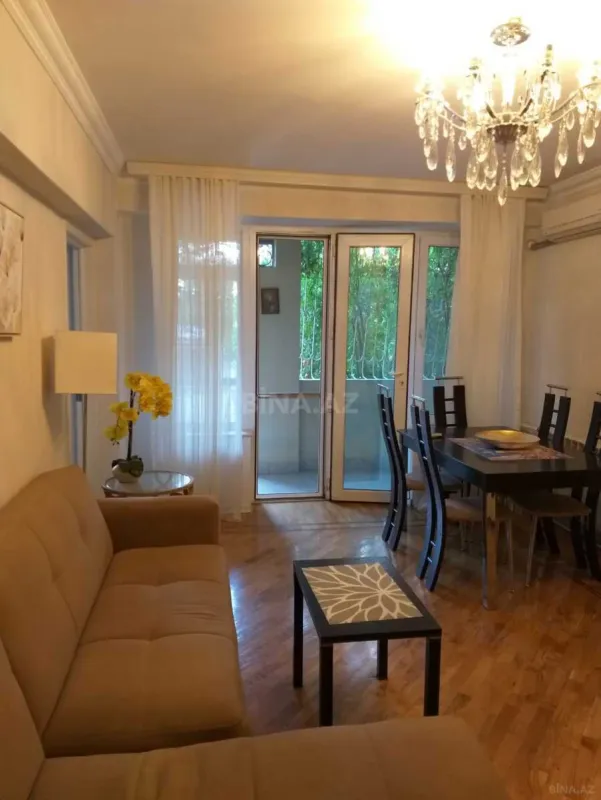 Kirayə verilir 3 otaqlı mənzil 90 m²