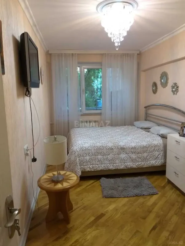 Kirayə verilir 3 otaqlı mənzil 90 m²