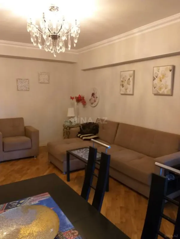 Kirayə verilir 3 otaqlı mənzil 90 m²