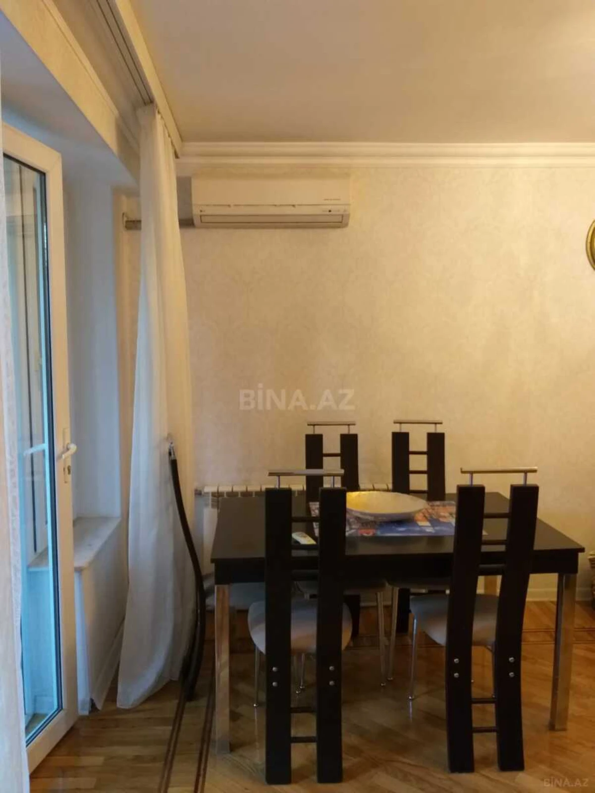 Kirayə verilir 3 otaqlı mənzil 90 m²