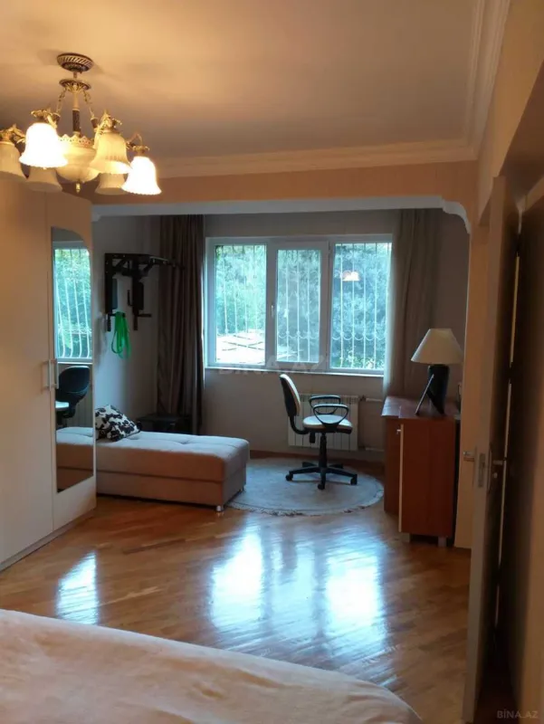 Kirayə verilir 3 otaqlı mənzil 90 m²