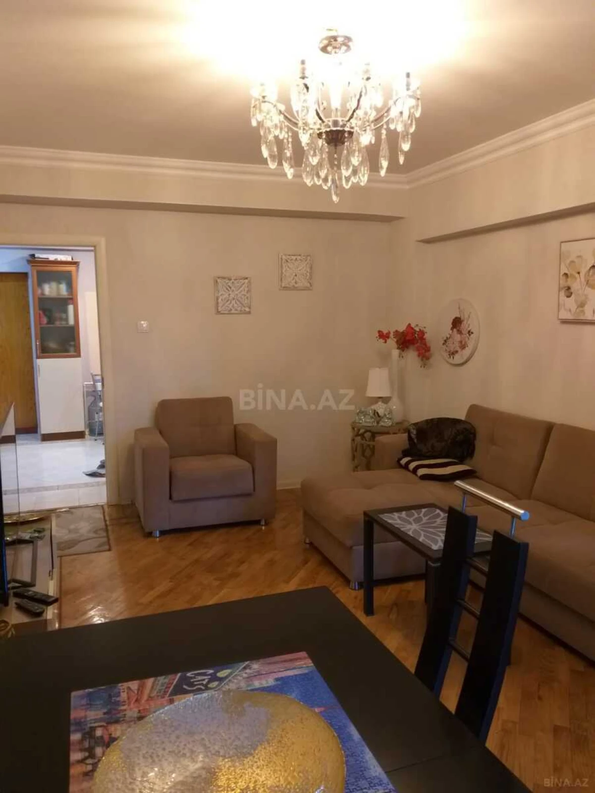 Kirayə verilir 3 otaqlı mənzil 90 m²