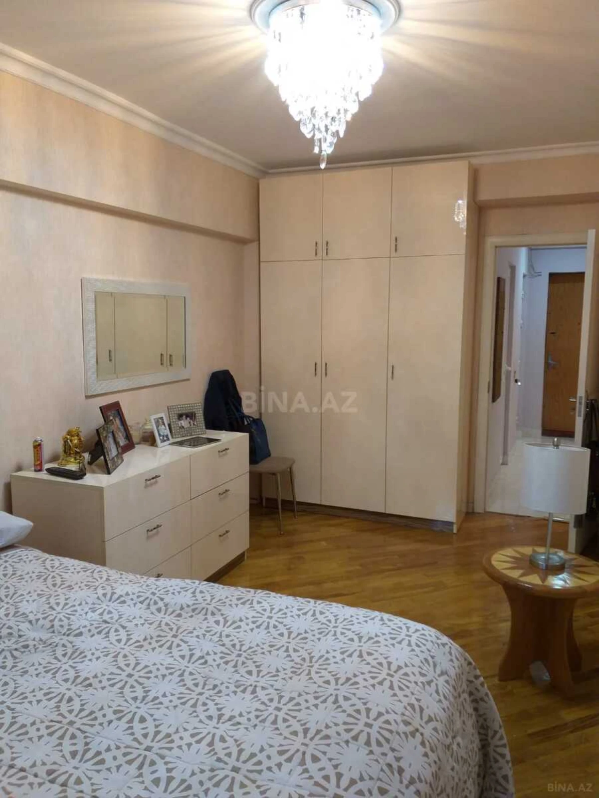 Kirayə verilir 3 otaqlı mənzil 90 m²