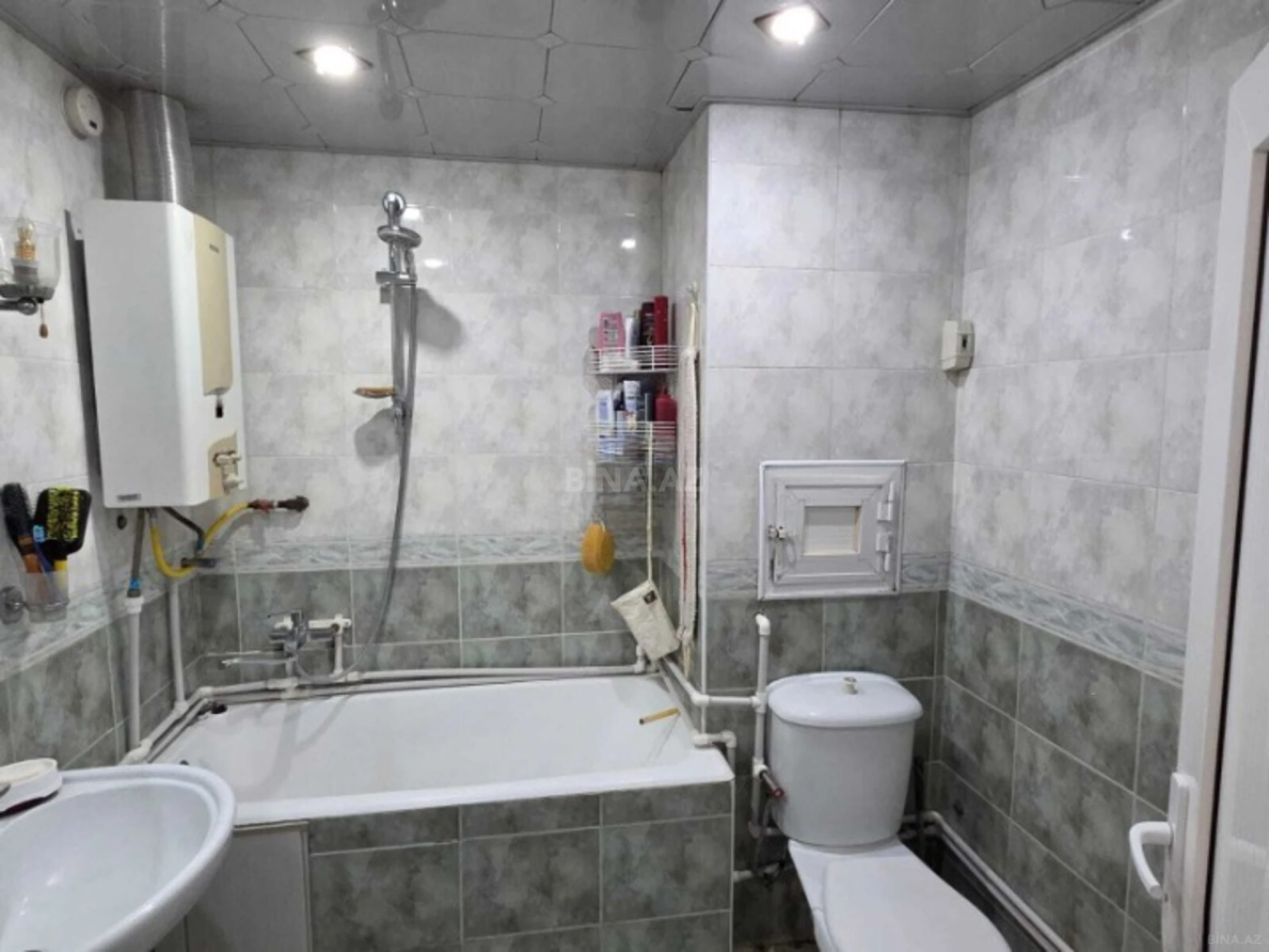 Satılır 3 otaqlı mənzil 90 m²