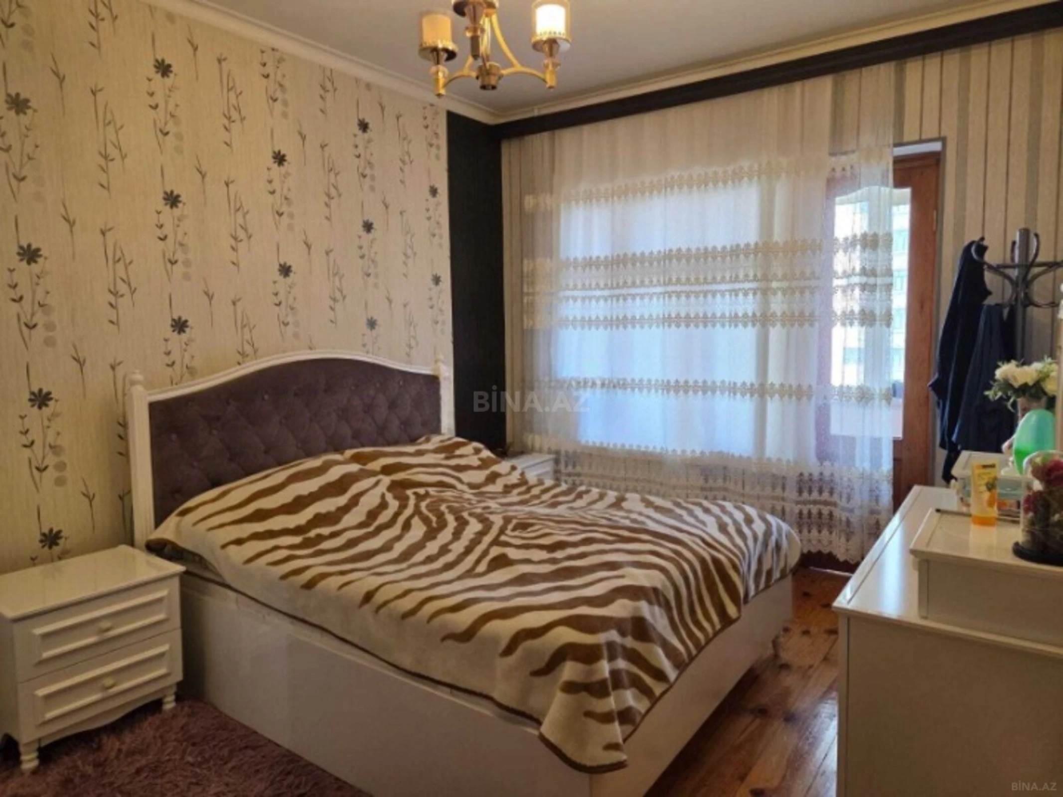Satılır 3 otaqlı mənzil 90 m²