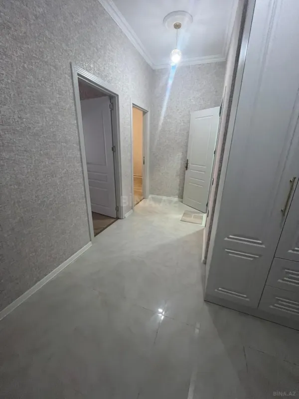 Kirayə verilir 2 otaqlı mənzil 75 m²