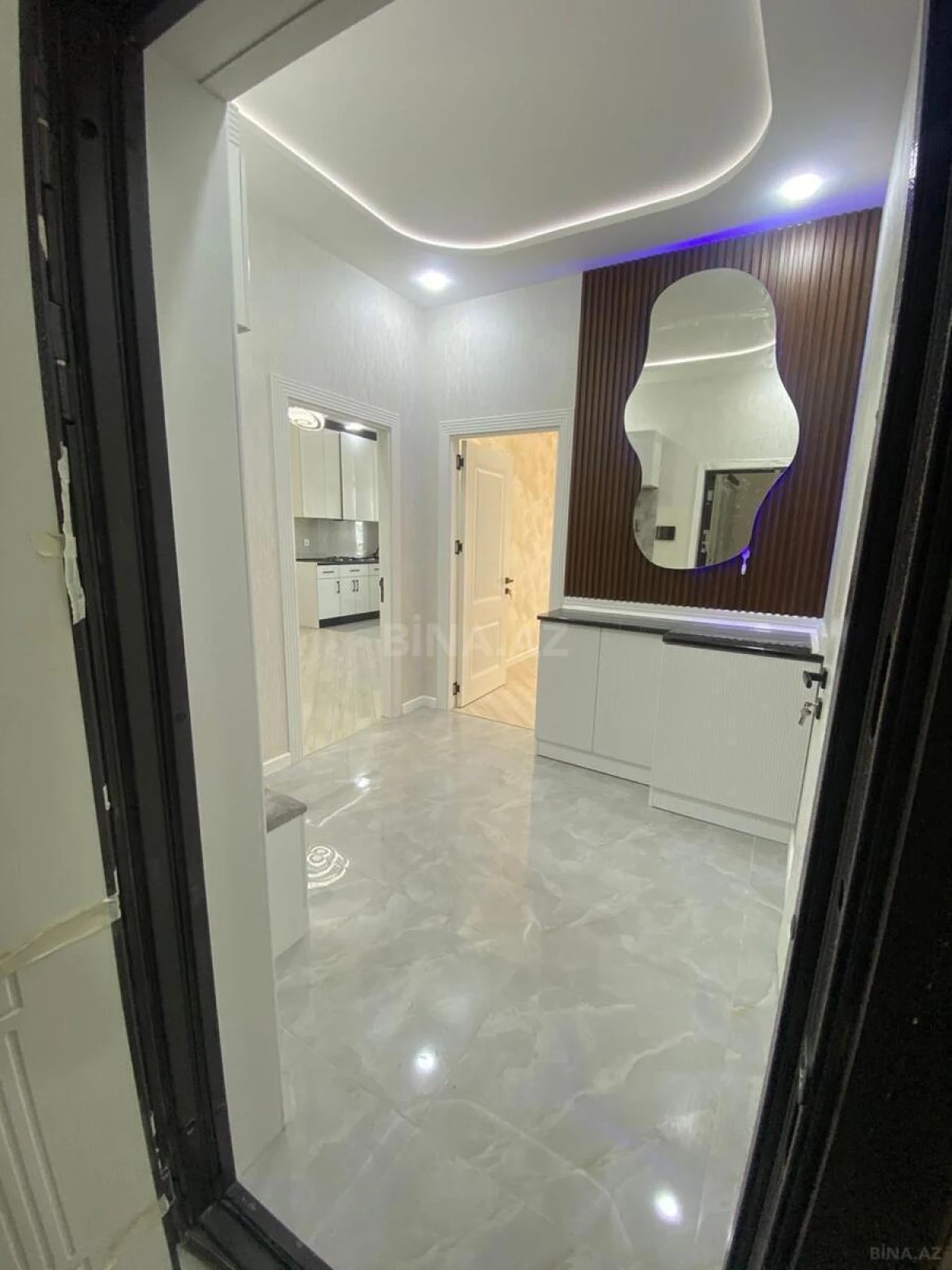 Satılır 2 otaqlı mənzil 60 m²