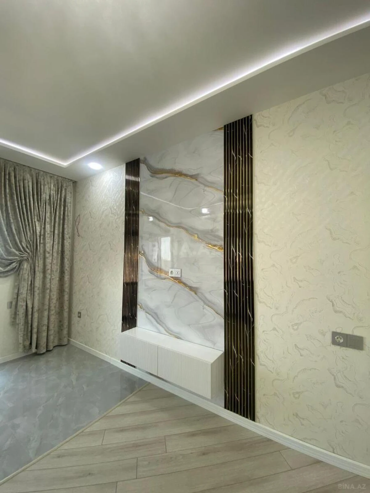 Satılır 2 otaqlı mənzil 60 m²