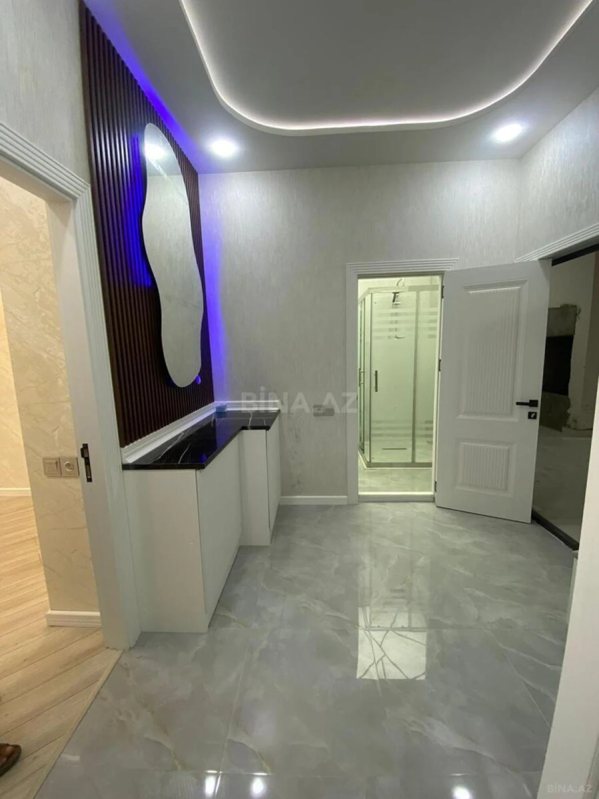 Satılır 2 otaqlı mənzil 60 m²