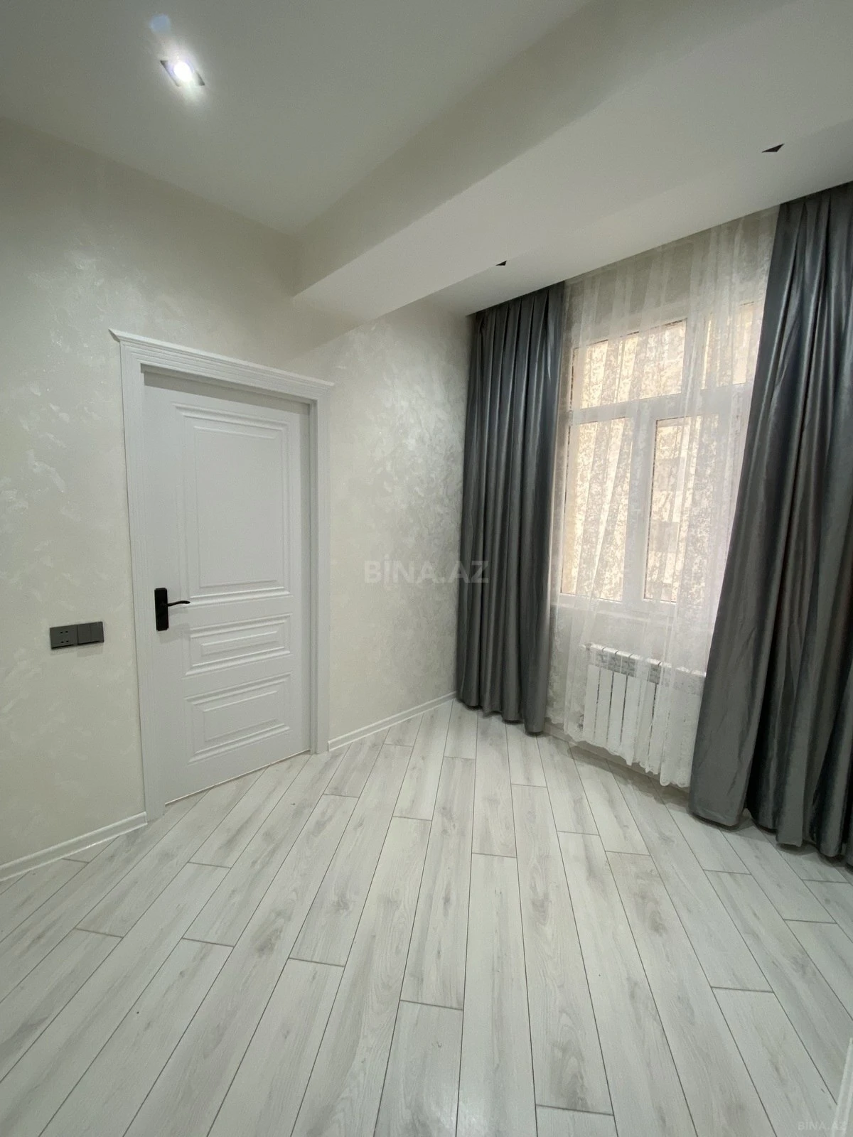 Satılır 2 otaqlı mənzil 43 m²