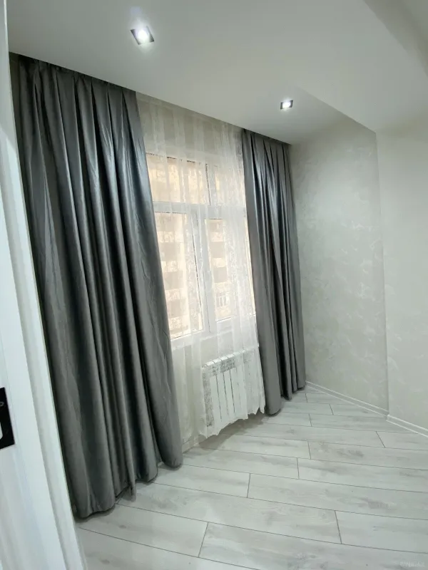 Satılır 2 otaqlı mənzil 43 m²