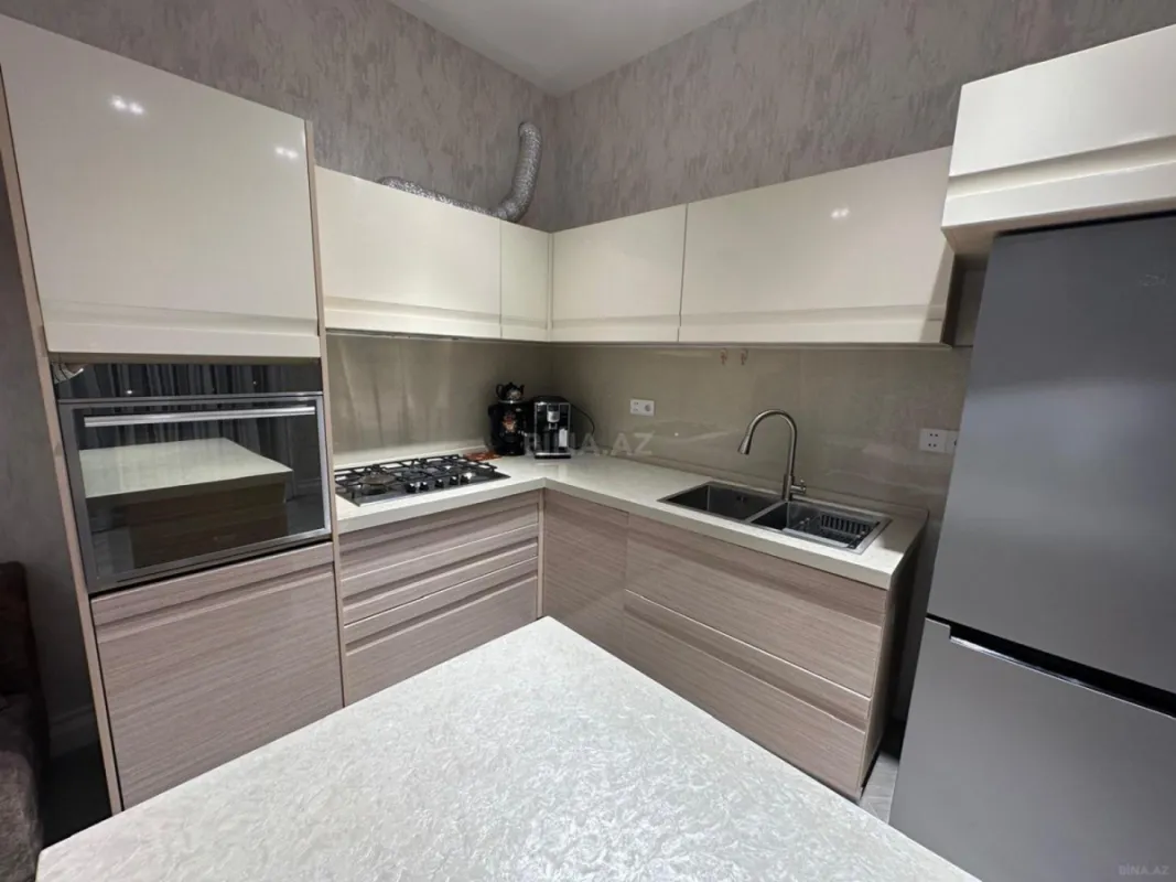 Kirayə verilir 5 otaqlı həyət evi 360 m²