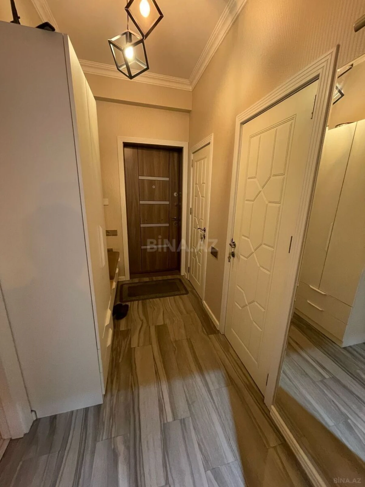 Kirayə verilir 2 otaqlı mənzil 62 m²