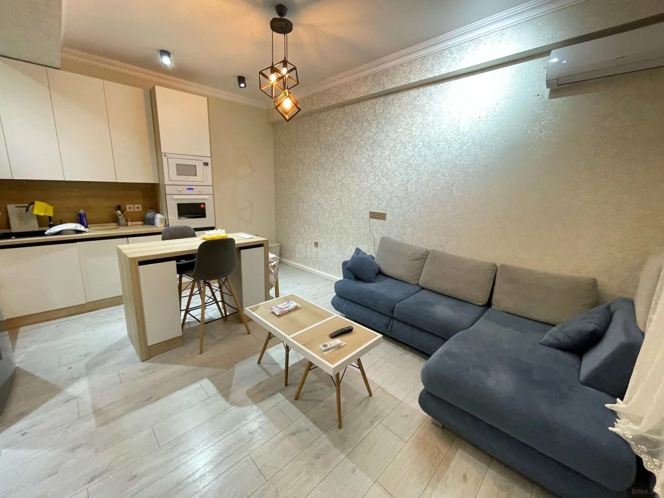 Kirayə verilir 2 otaqlı mənzil 62 m²