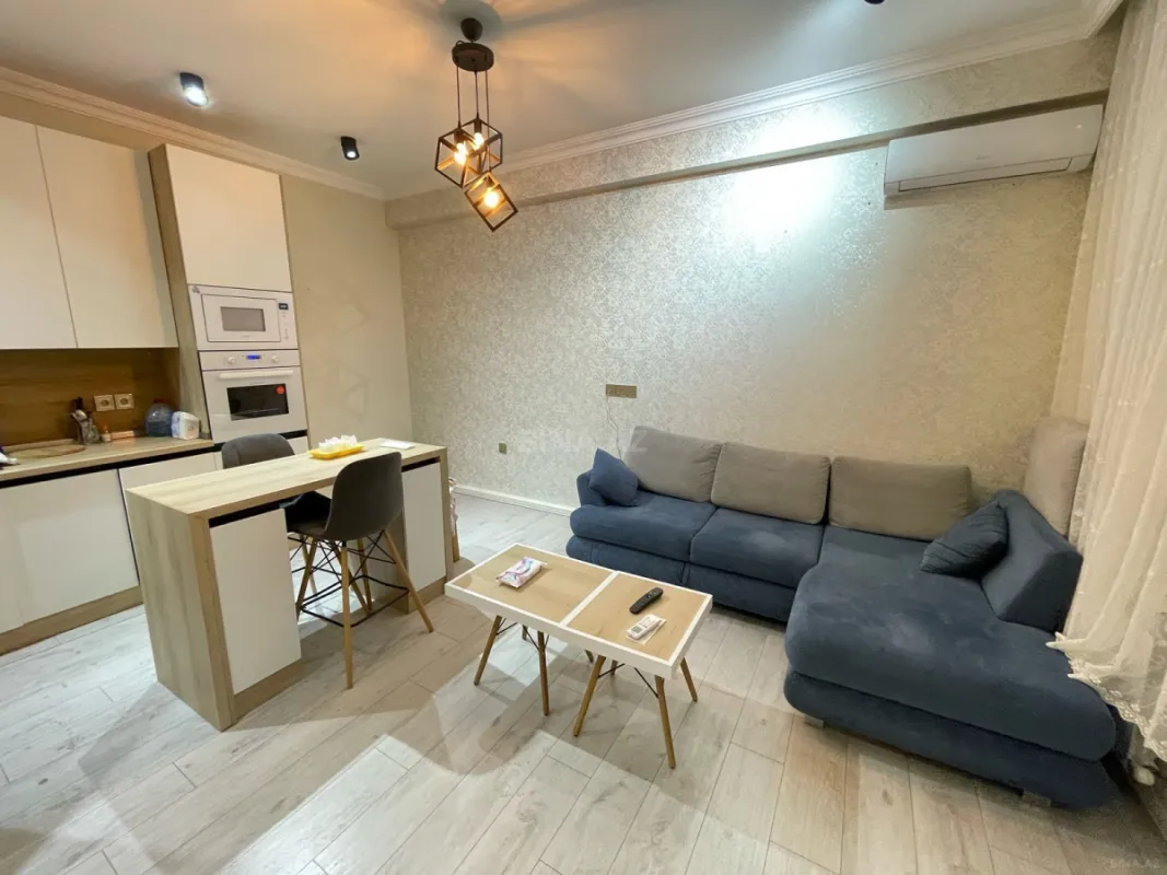 Kirayə verilir 2 otaqlı mənzil 62 m²