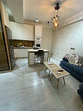 Kirayə verilir 2 otaqlı mənzil 62 m²