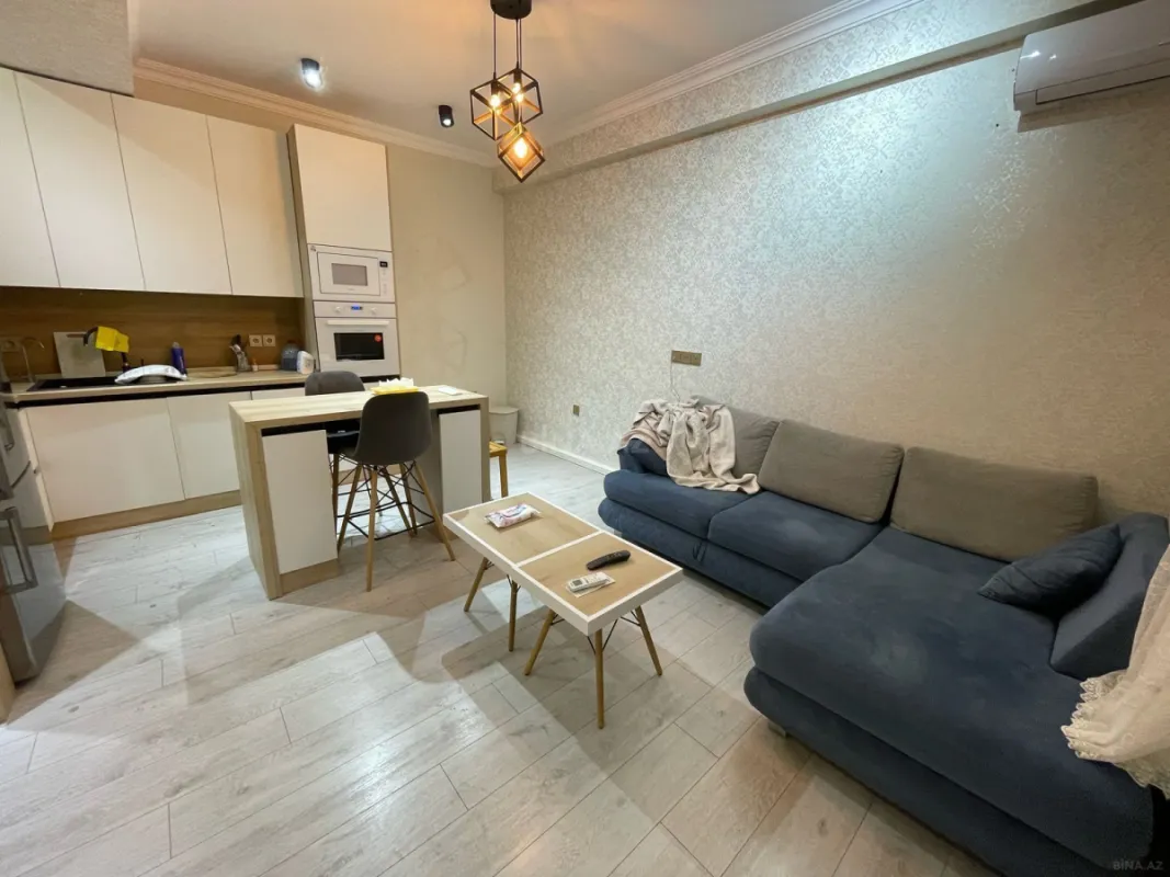 Kirayə verilir 2 otaqlı mənzil 62 m²