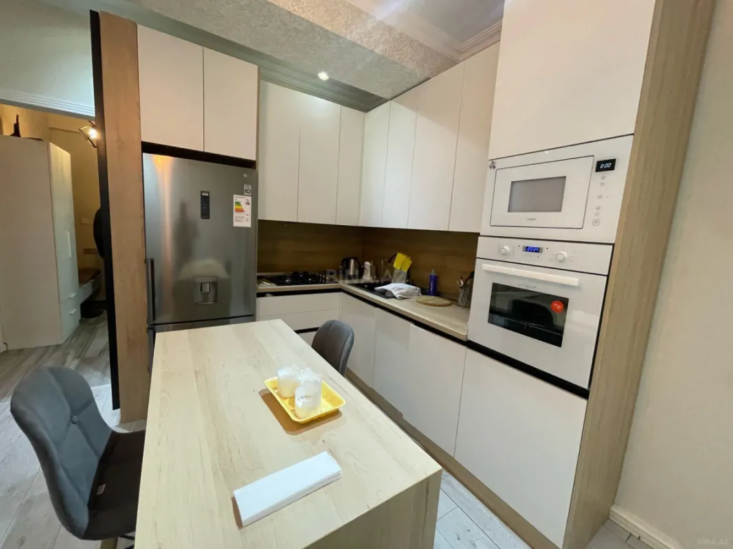 Kirayə verilir 2 otaqlı mənzil 62 m²
