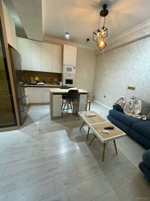 Kirayə verilir 2 otaqlı mənzil 62 m²