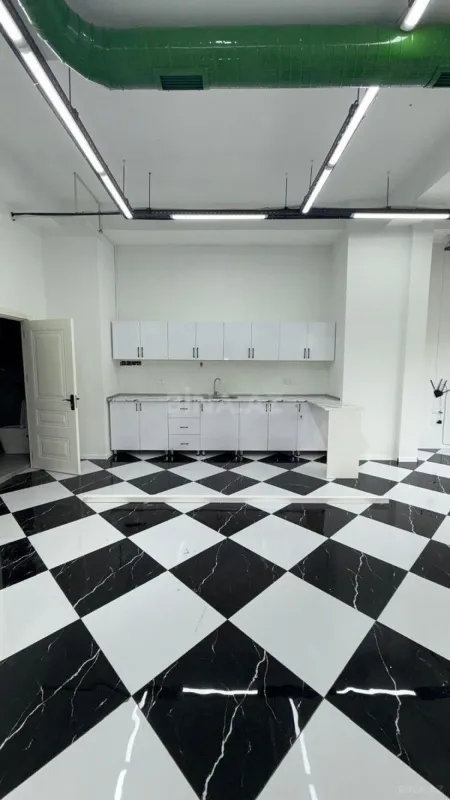 Kirayə verilir obyekt 90 m²